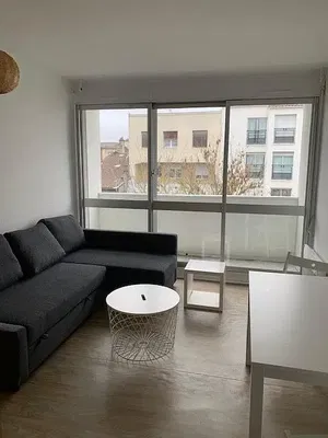 Oturma odası; manzara, doğal ışık