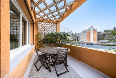 Teras; manzara, doğal ışık