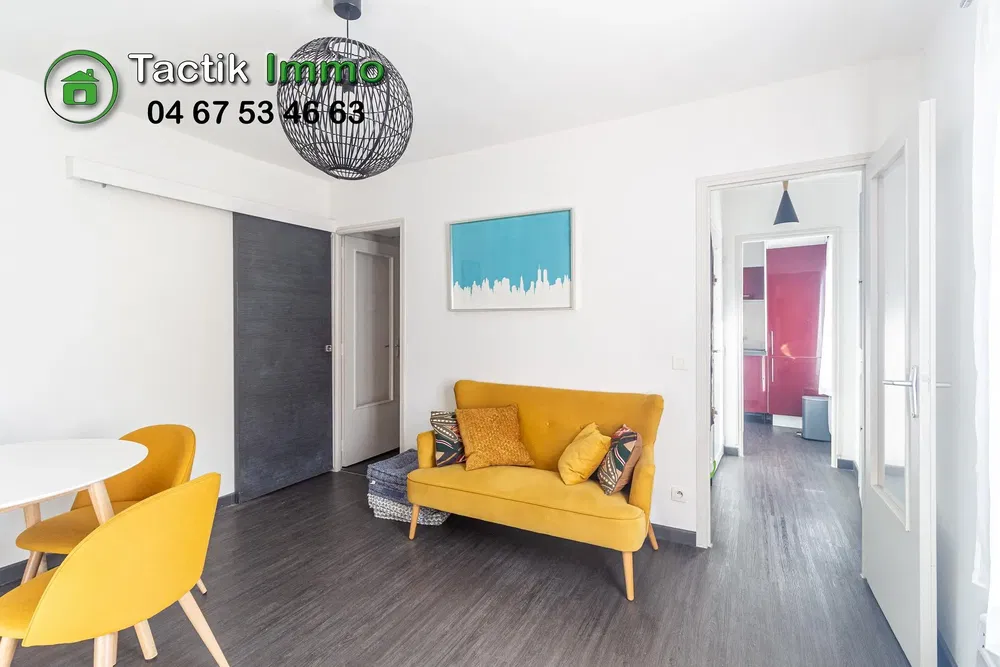 Oturma odası; modern stil, doğal ışık