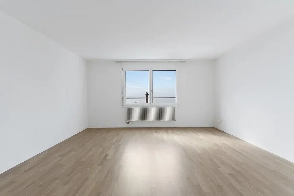 Wohnzimmer; blick, holzboden, tageslicht