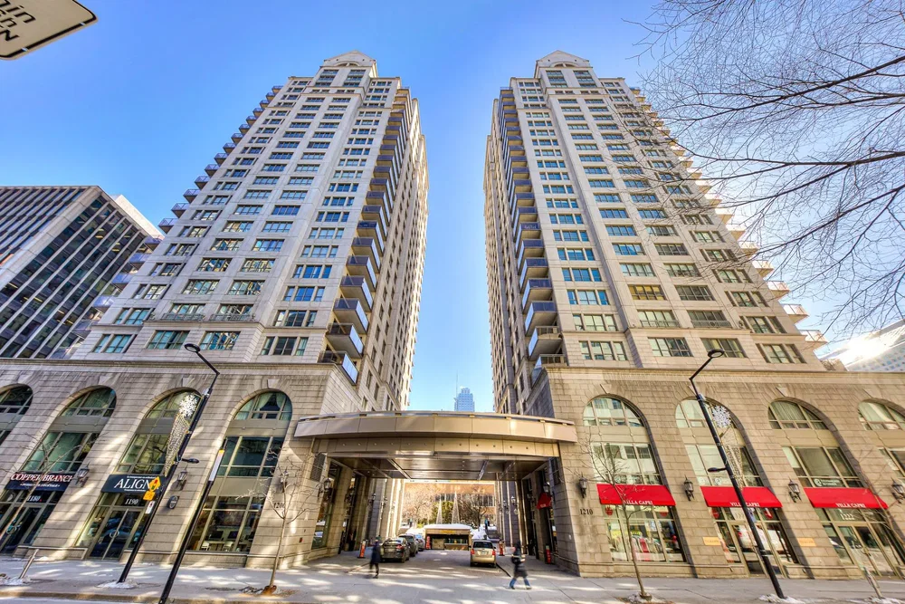 Maison et environs; vue