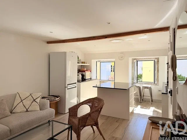 Kitchen; view, natural light