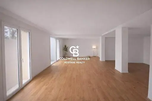 Salon; parquet, lumière naturelle