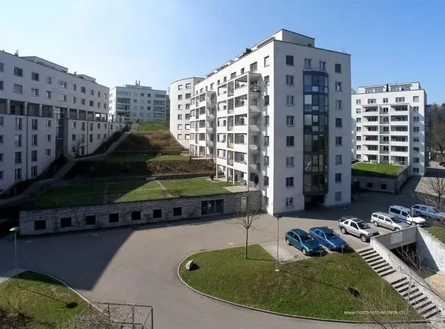 Casa e arredores; vista