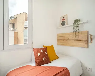 Schlafzimmer; tageslicht, moderner stil