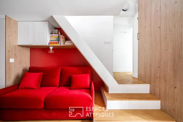 Salón; estilo moderno, suelo de madera, luz natural
