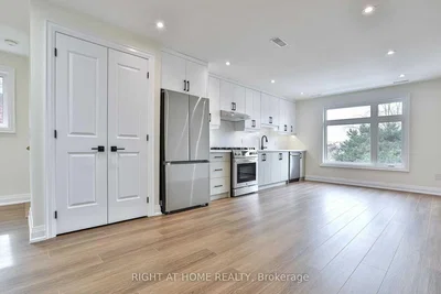 Küche; küchengeräte, tageslicht, moderner stil