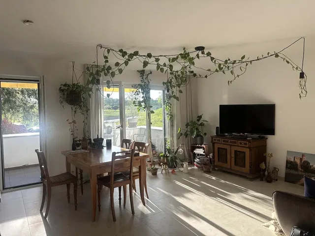 Wohnzimmer; tageslicht, blick