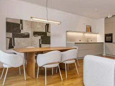 Küche; moderner stil, holzboden, tageslicht