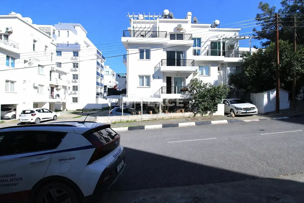 Maison et environs; vue