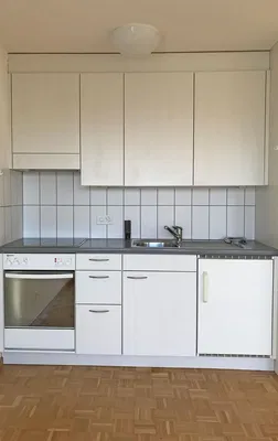 Küche; küchengeräte, fliesenboden