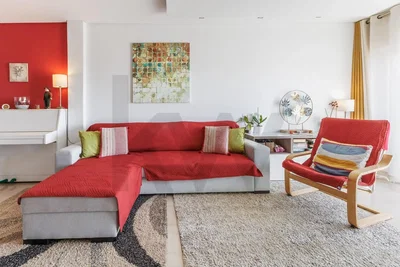 Oturma odası; doğal ışık, modern stil