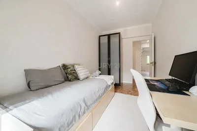 Yatak odası; doğal ışık, modern stil