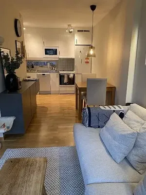 Soggiorno; luce naturale, stile moderno