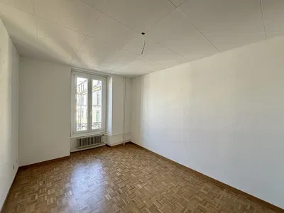 Schlafzimmer; holzboden, tageslicht, blick