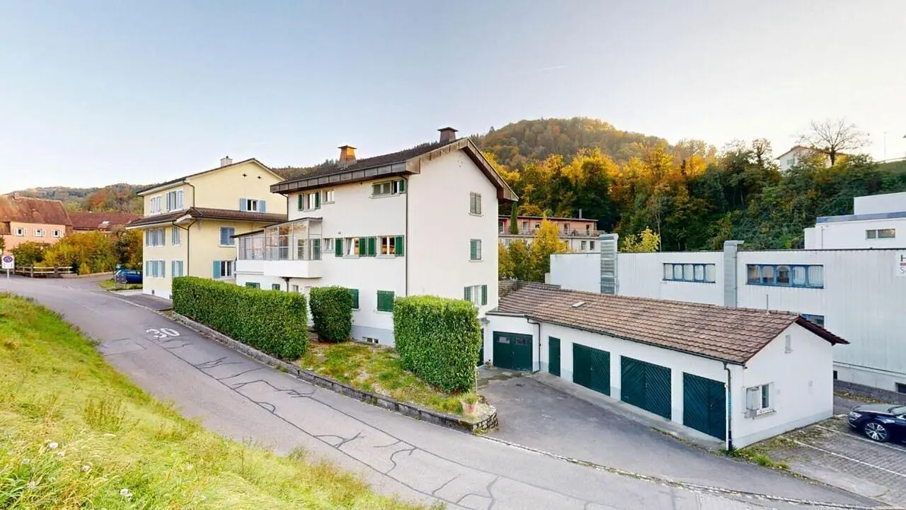 Haus und umgebung; blick