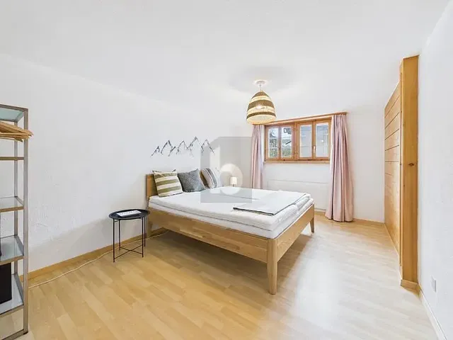 Chambre; parquet, lumière naturelle, style moderne