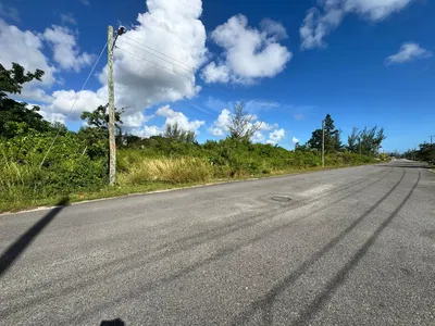 Кућа и околина; поглед