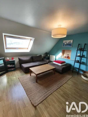 Oturma odası; doğal ışık, modern stil