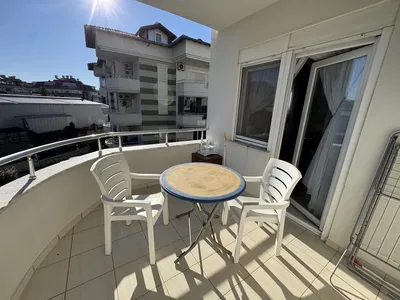 Balcon; carrelage, vue
