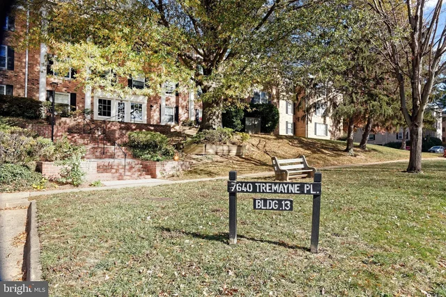 House and surroundings; view