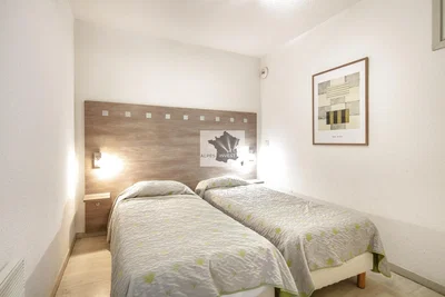 Slaapkamer; natuurlijk licht, moderne stijl