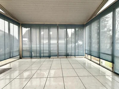 Terrasse; carrelage, vue, lumière naturelle