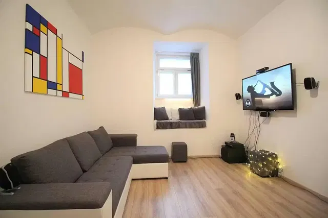 Living room; modern style, natural light