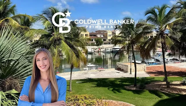 Maison et environs; vue