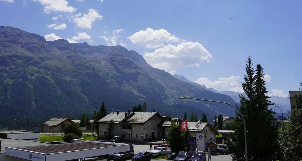 Haus und umgebung; blick