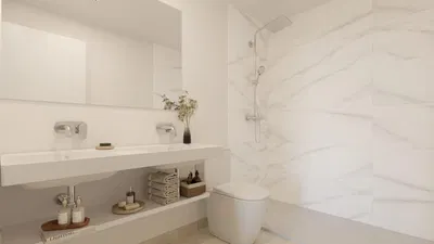 Kupaonica; pločice, renoviran, prirodno svjetlo, moderni stil