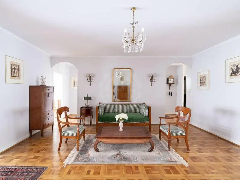 Salon; parquet, lumière naturelle, style rustique