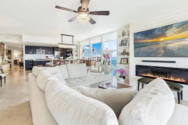 غرفة معيشة; إطلالة, مدفأة, ضوء طبيعي, أسلوب عصري