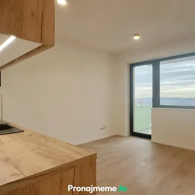 Küche; blick, holzboden, tageslicht