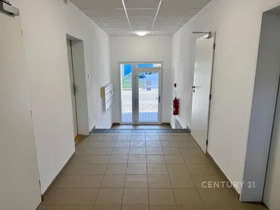 Cloakroom; tile floor, needs renovation