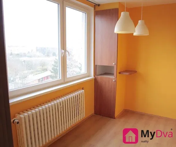 Living room; view, natural light