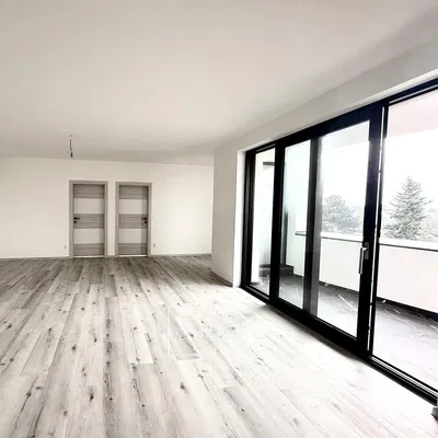 Salon; parquet, vue, lumière naturelle