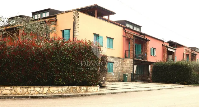 المنزل والمناطق المحيطة