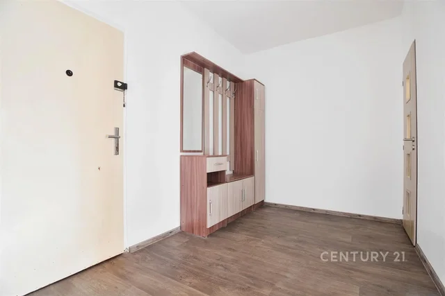 Kammer; holzboden, renoviert