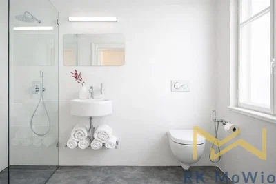 Badezimmer; tageslicht, renoviert