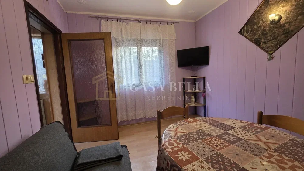 Dnevni boravak; rustikalni stil