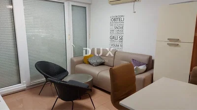 Wohnzimmer; fliesenboden, moderner stil
