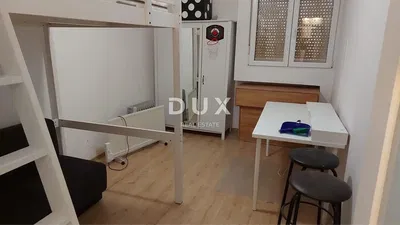 Kinderzimmer; holzboden, tageslicht, moderner stil