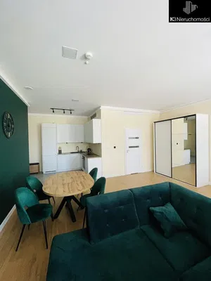 Dnevna soba; drveni pod, moderni stil