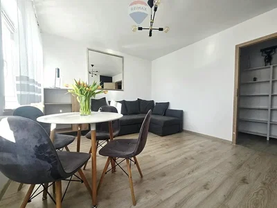 Soggiorno; luce naturale, stile moderno