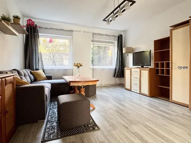 Sala de estar; luz natural, estilo moderno