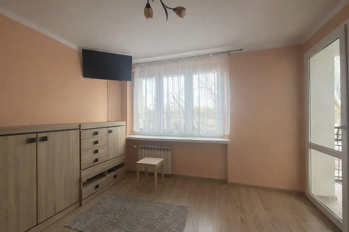 Chambre; parquet, lumière naturelle