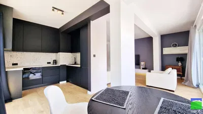 Küche; moderner stil, holzboden, tageslicht