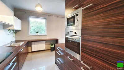 Mutfak; mutfak aletleri, doğal ışık, modern stil