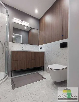 Banyo; tadilatlı, doğal ışık, modern stil, fayans zemin